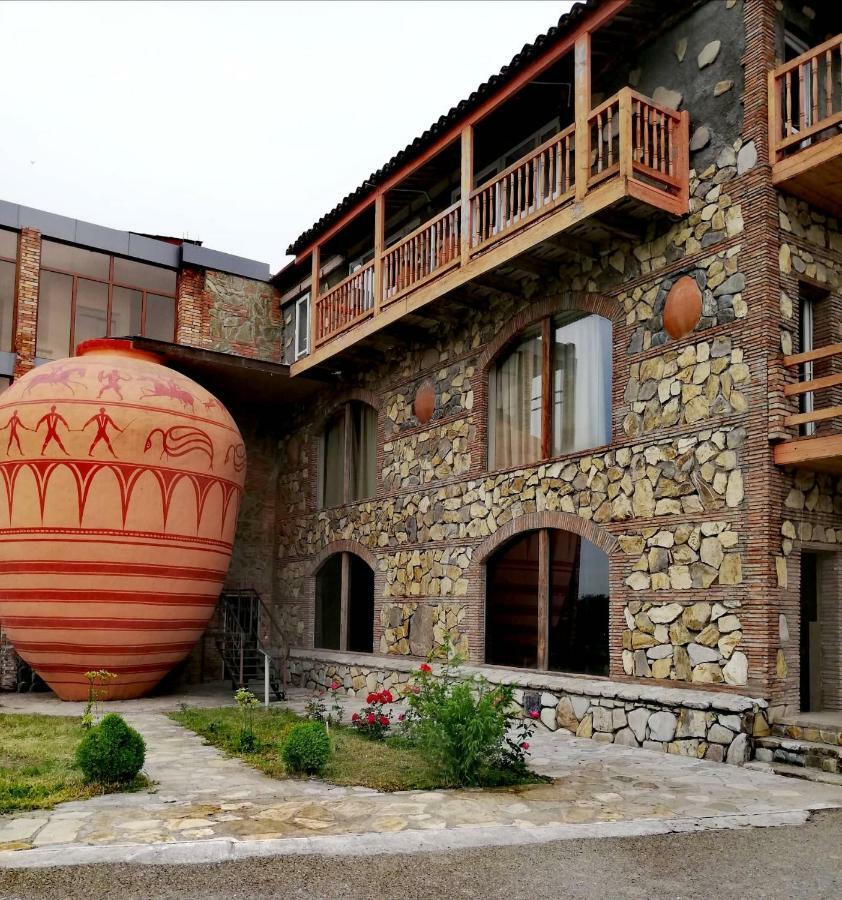 Twins Wine House Hotel Napareuli ภายนอก รูปภาพ